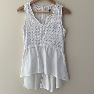 Anthropologie HD In Paris white top size s
